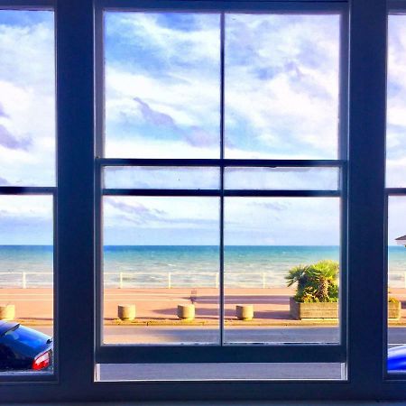 Stunning Beach View Holiday Suite Hastings Exterior photo