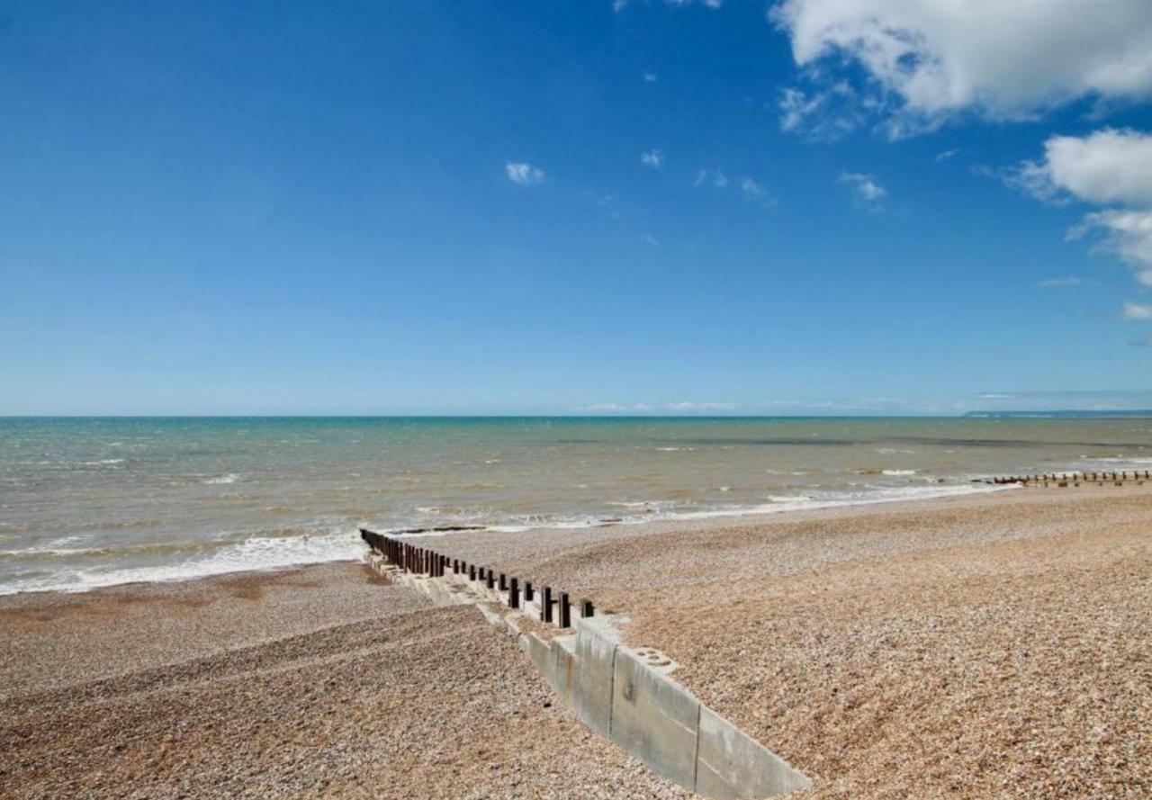 Stunning Beach View Holiday Suite Hastings Exterior photo